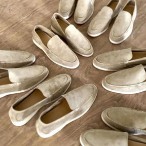 Niedrige Wildleder Slipper für Männer